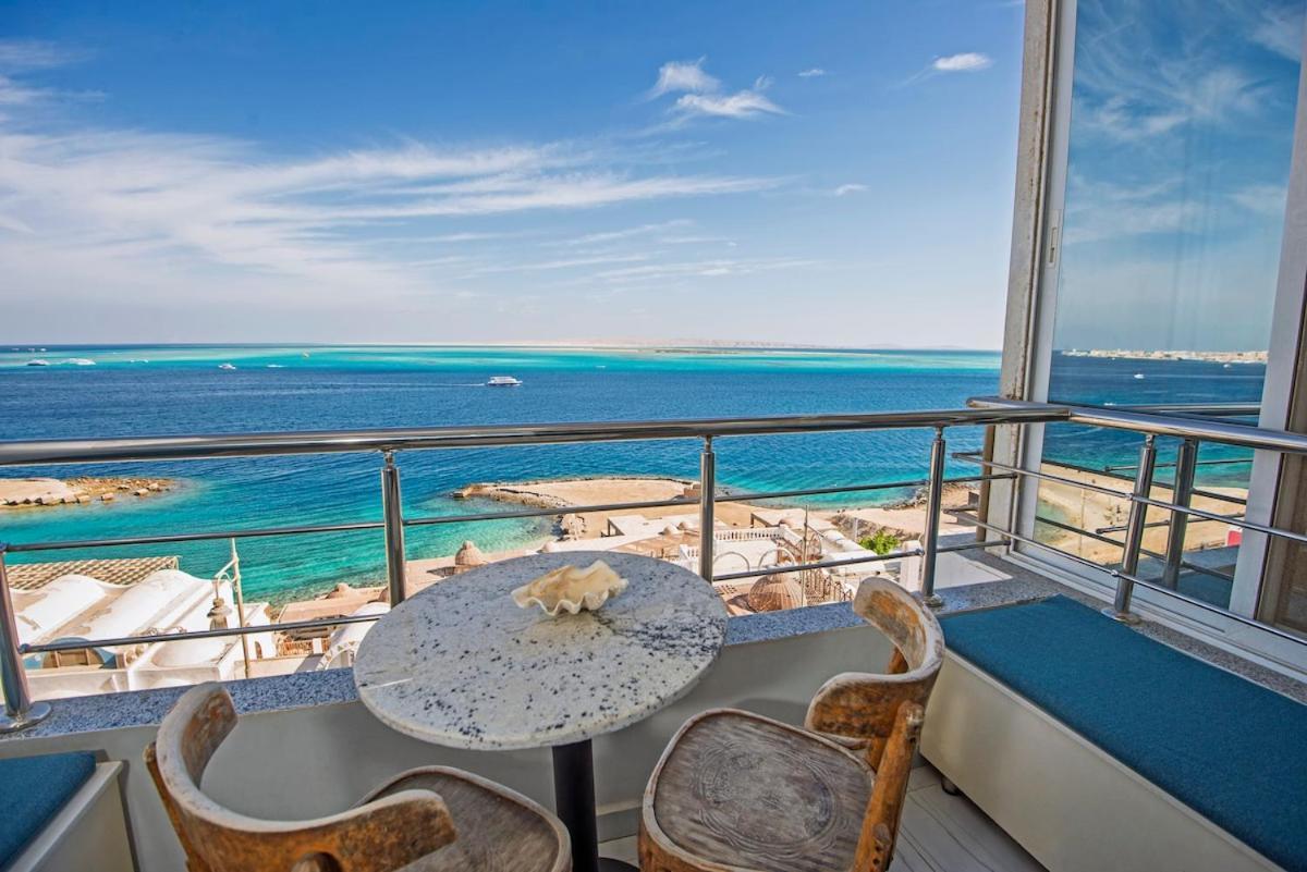 Amazing 2 Bedroom With Sea View In Appartement
