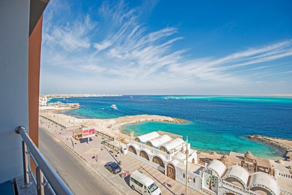 Amazing 2 Bedroom With Sea View In Appartement *