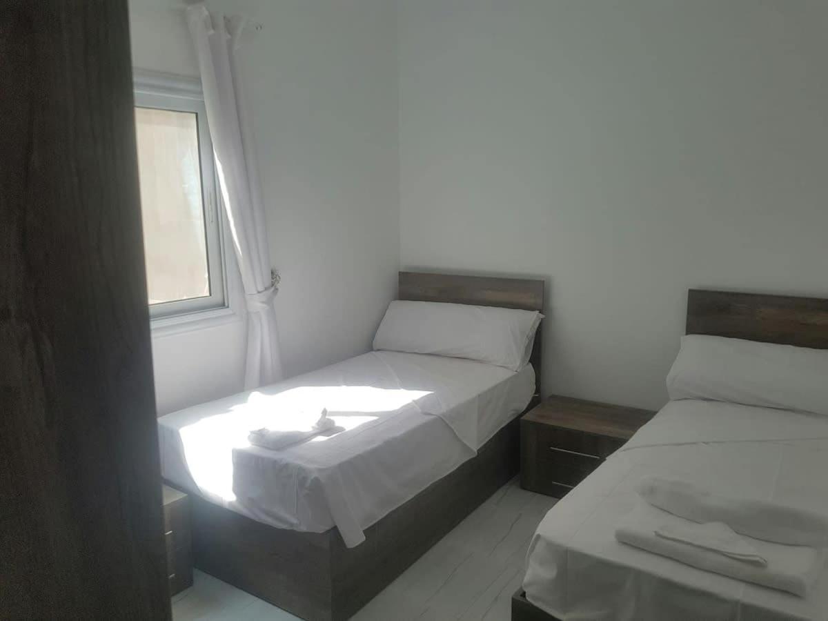 Appartement Amazing 2 Bedroom With Sea View In