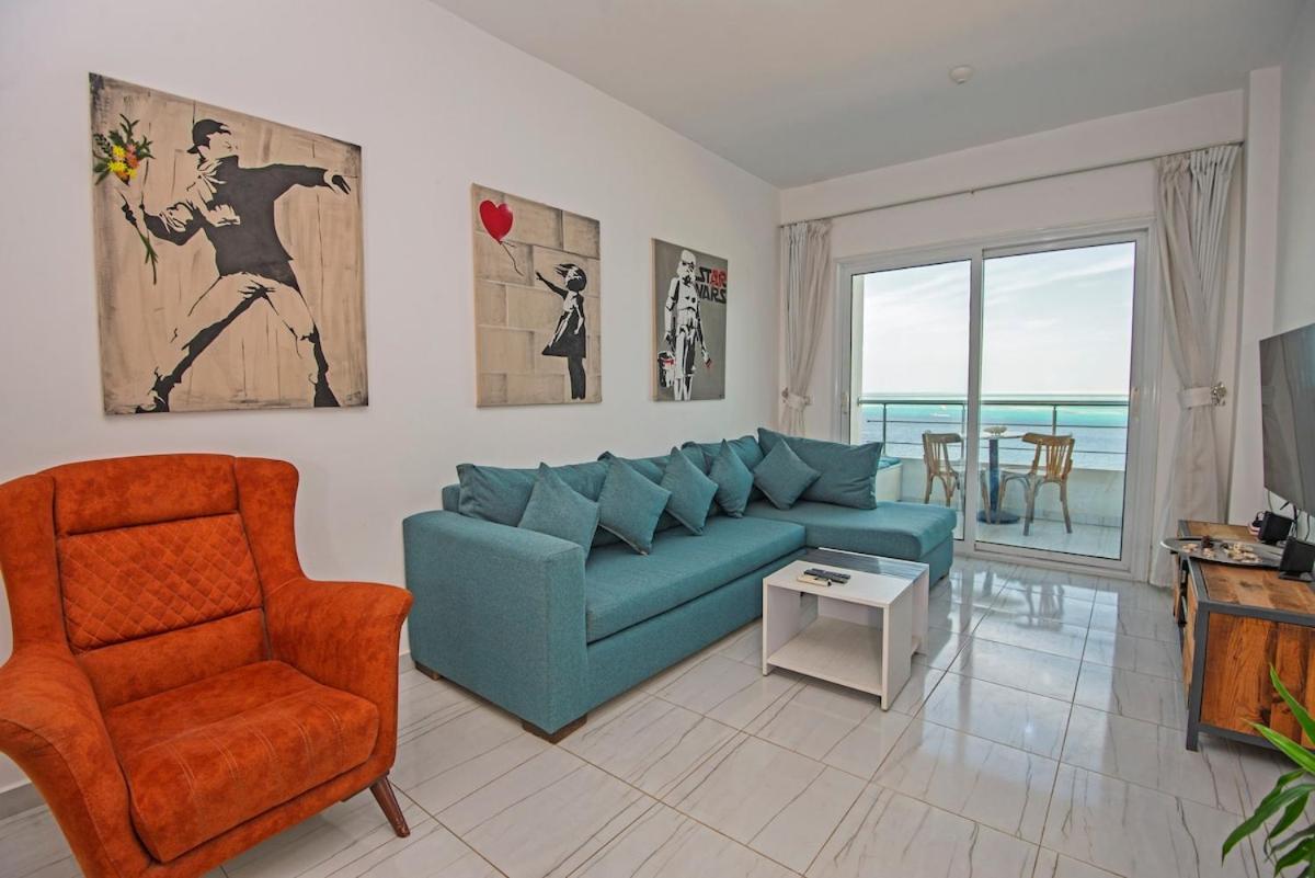 Apartament Amazing 2 Bedroom With Sea View In *